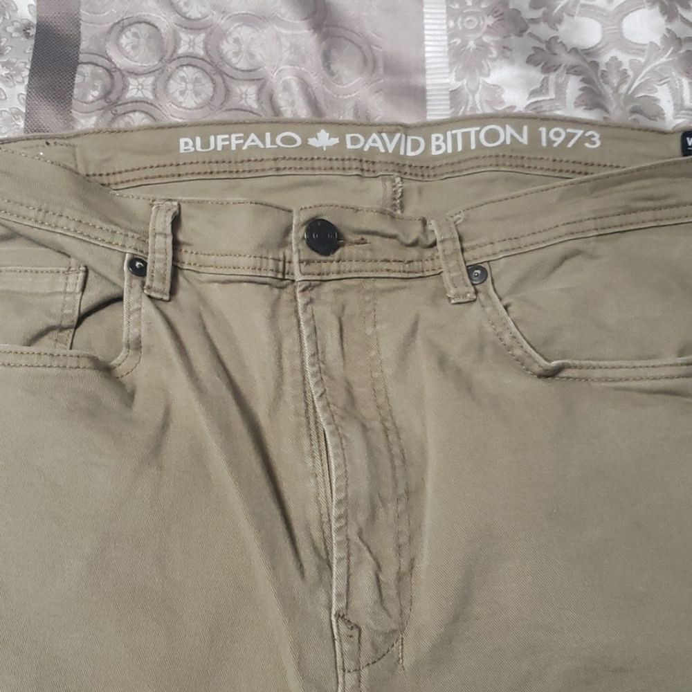 Jeans - Picture 4 of 4